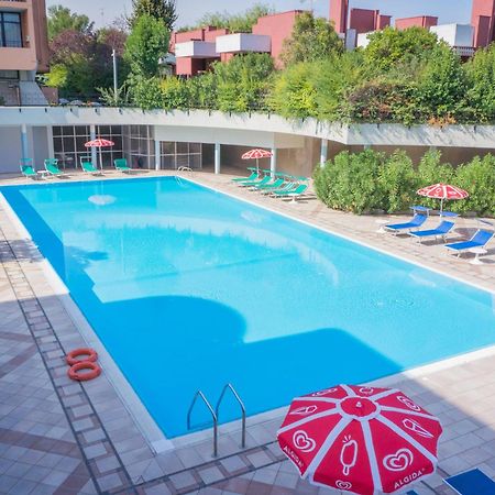 Hotel Residence Holiday Sirmione Exterior photo